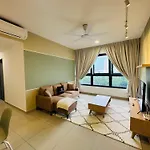 Luxury 4 Bedroom Suite At Kuala Lumpur Near Maluri Mrt By Suhad Suits Kl