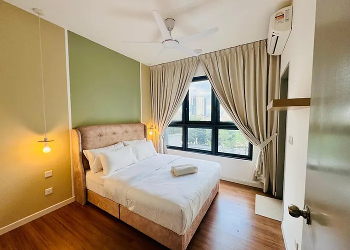 Luxury 4 Bedroom Suite At Kuala Lumpur Near Maluri Mrt By Suhad Suits Kl