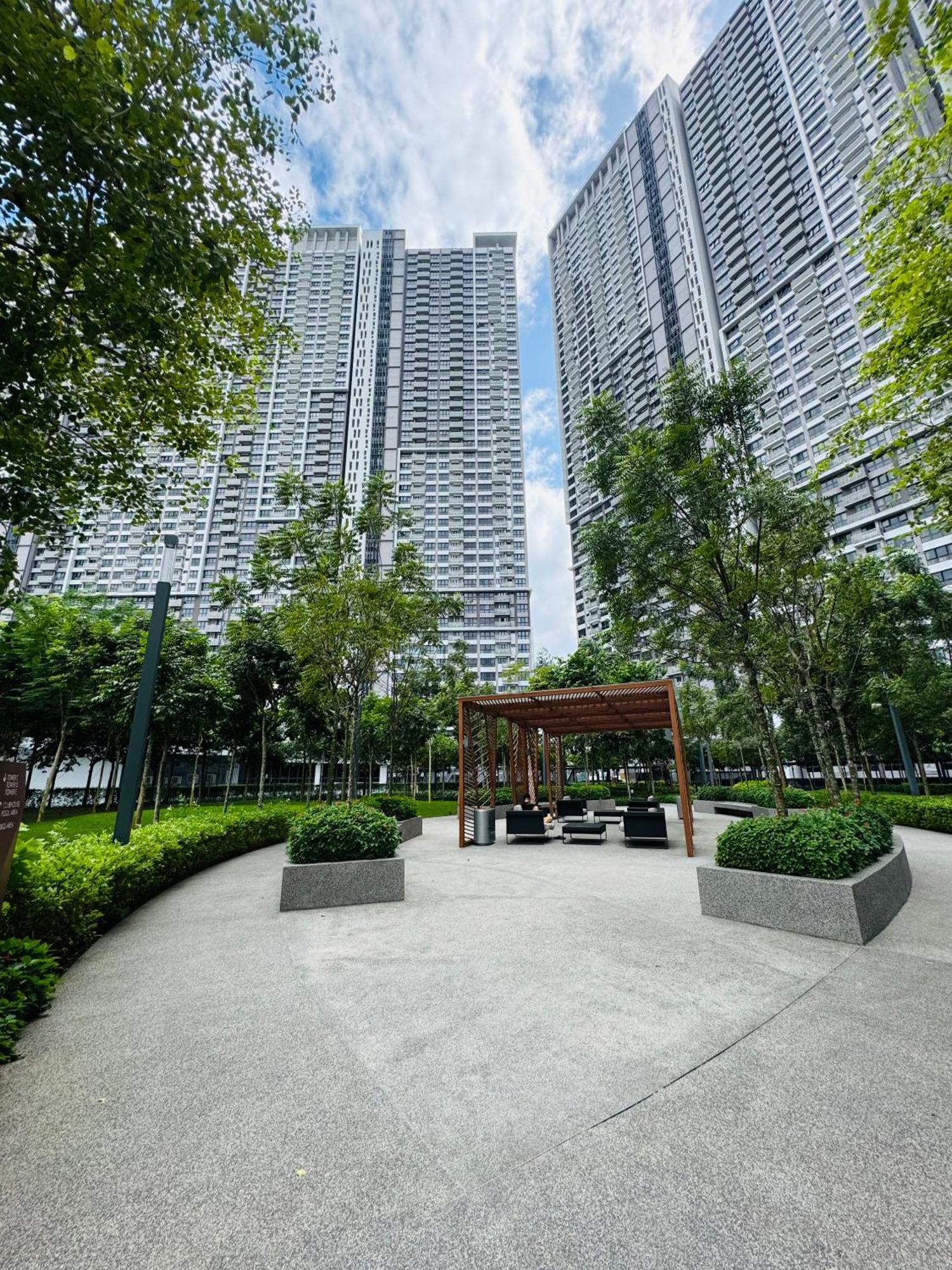 Pangsapuri Luxury 4 Bedroom At Near Maluri Mrt By Suhad Suits Kl Kuala Lumpur